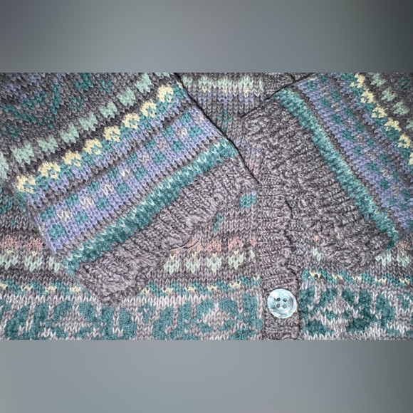 Jantzen Classic Fair Isle Cardigan Hand Emroidered Medium Large - Picture 3 of 7